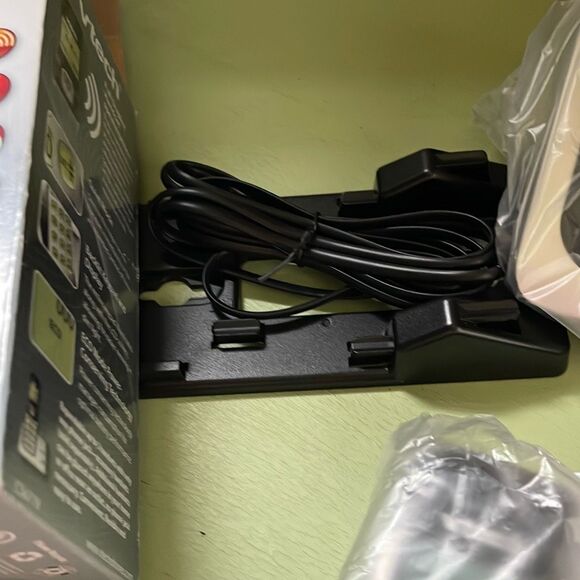 Vtech new in open box cordless phone. - Picture 6 of 9